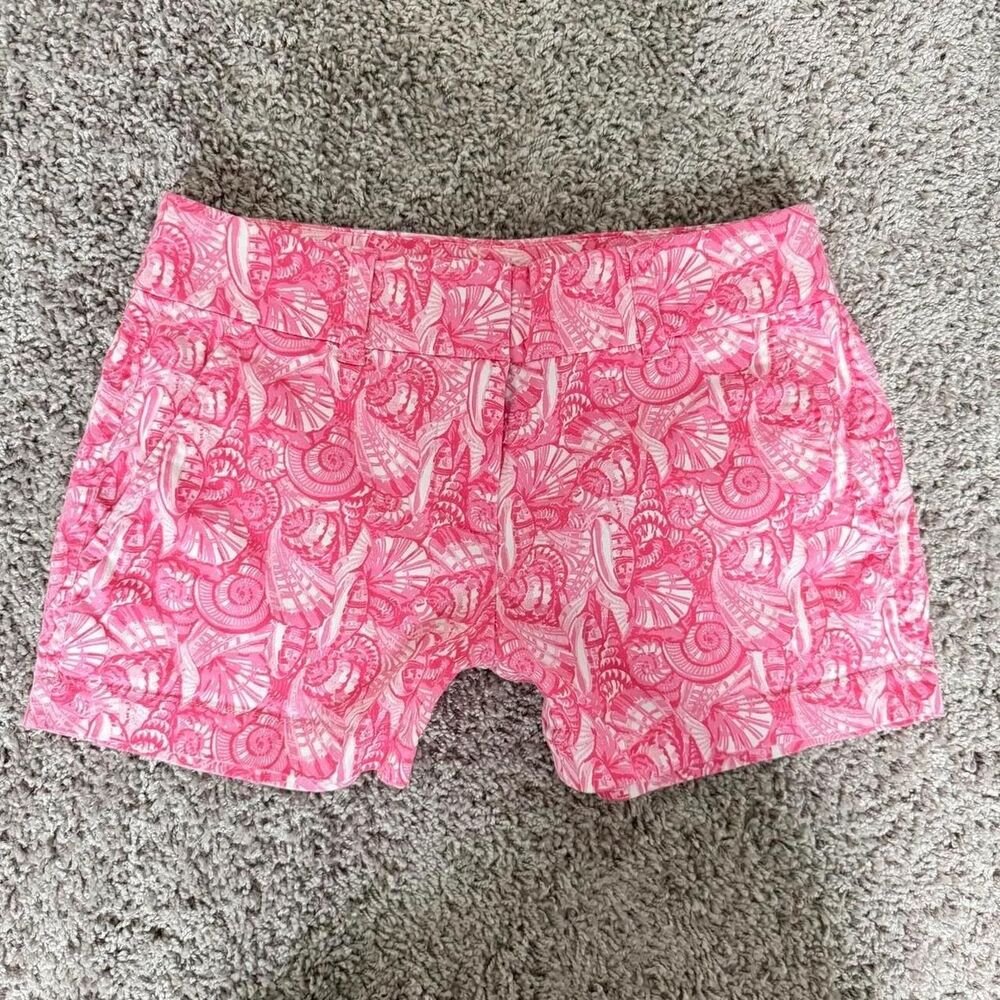 Vineyard Vines pink shorts with a cute white seashell and fan pattern